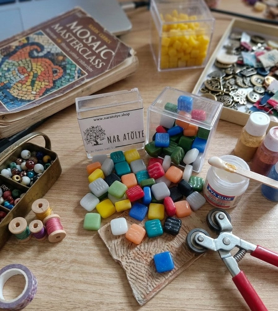 Karışık Renkli Cam Mozaik Taşları - Çocuk ve Yetişkin İçin Kendin Yap (DIY)